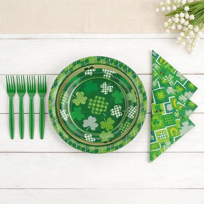 St Patrick's Day Tableware Set 96 Pcs Lucky Green Shamrock