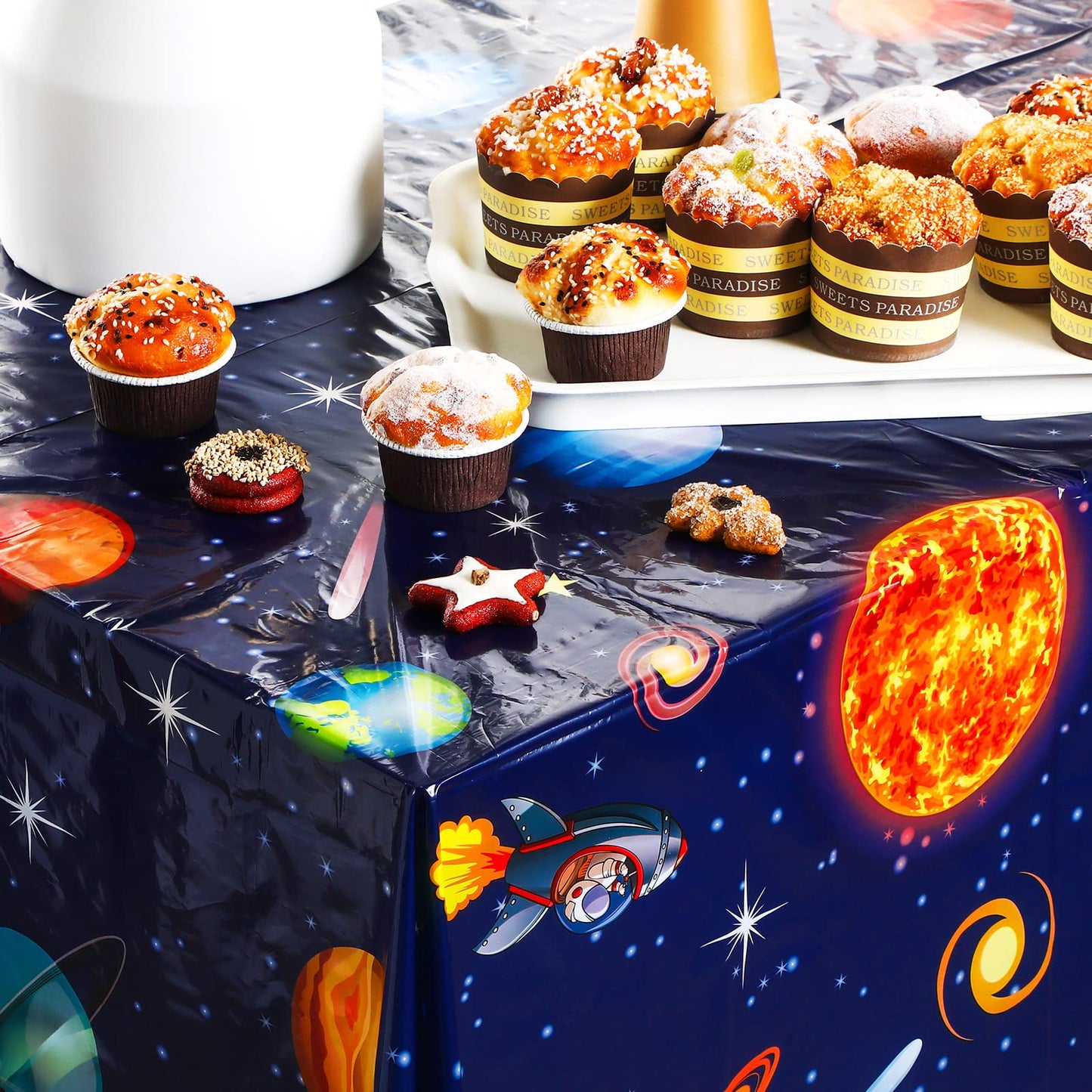 Sumind 6 Pieces Space Tablecloth Decorations Plastic Outer Solar