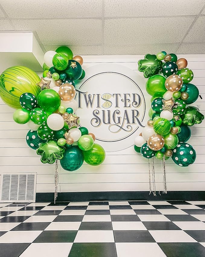 St Patrick's Day Balloon Arch Garland Kit With Green Lucky Shamrock