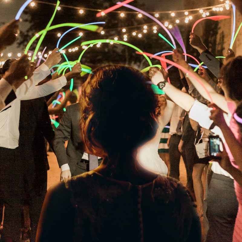 Glow Fever Glow Sticks Bulk 100ct 22'' Glow Necklaces with Connectors,