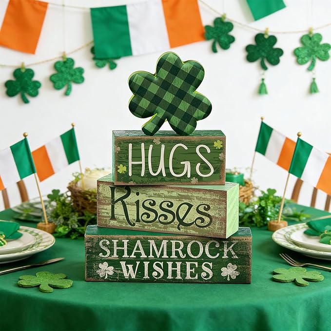 4 Pcs St Patrick's Day Table Wooden Signs Hug Shamrocks Table