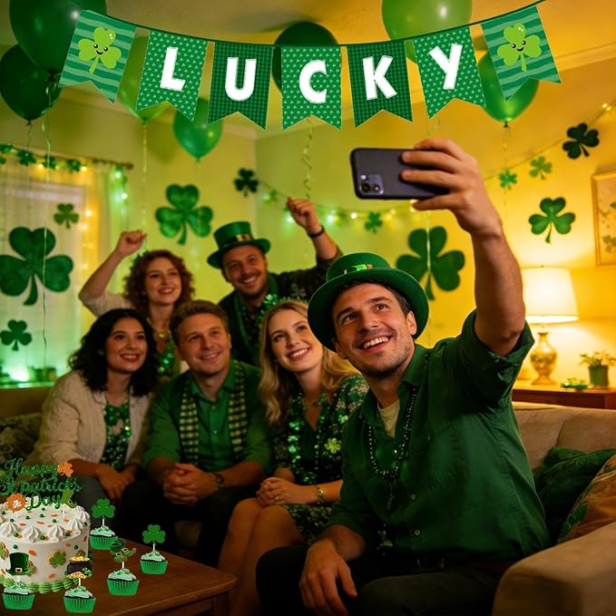 St Patrick's Day Decorations 25PCS Green Party Decoration Set for