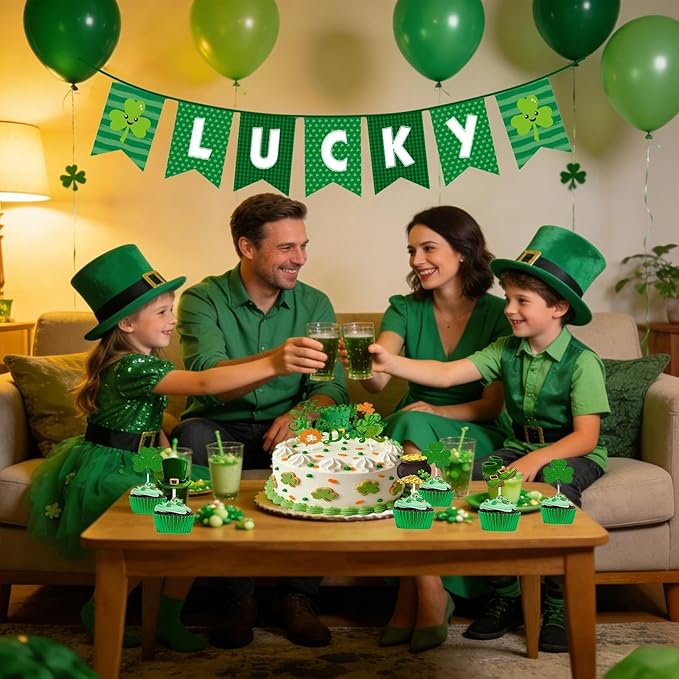 St Patrick's Day Decorations 25PCS Green Party Decoration Set for