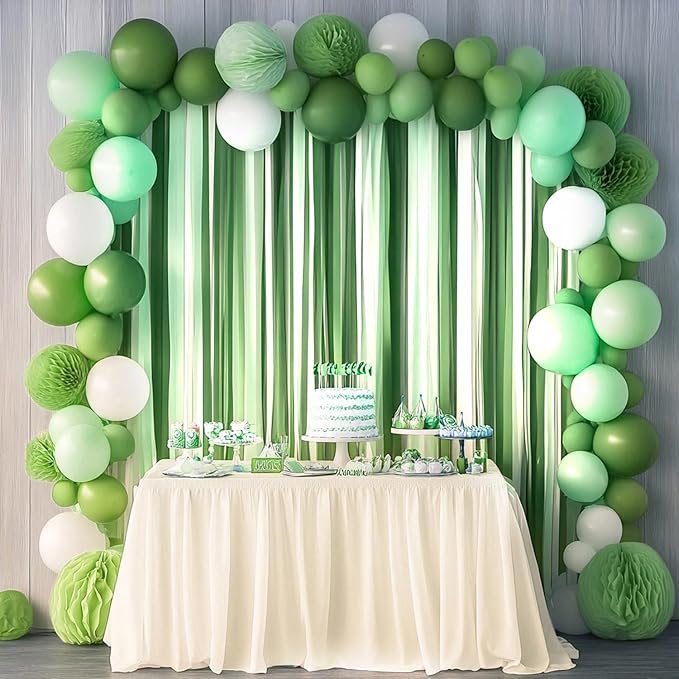 Captain Décor 6 Crepe Paper Streamers Rolls, 492ft Pack of 6 Green &