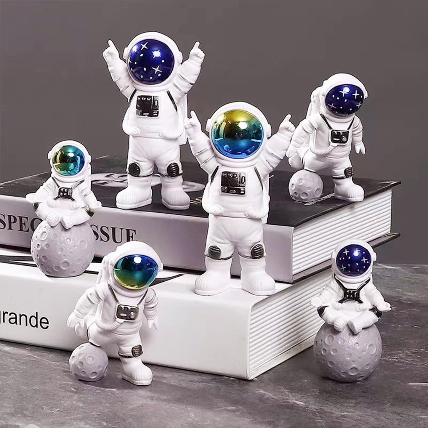 Ni-JASW Gradient Astronaut Statues Set of 4, Spaceman Figurines Space