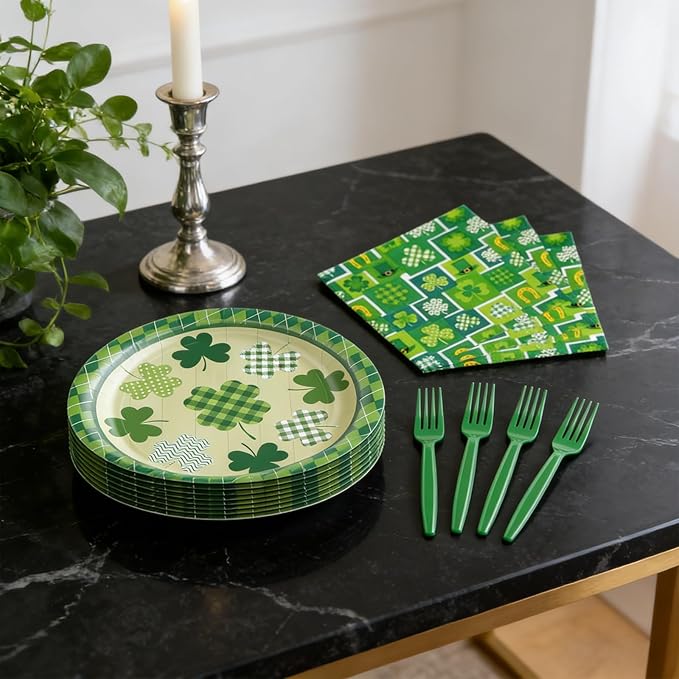 St Patrick's Day Tableware Set 96 Pcs Lucky Green Shamrock