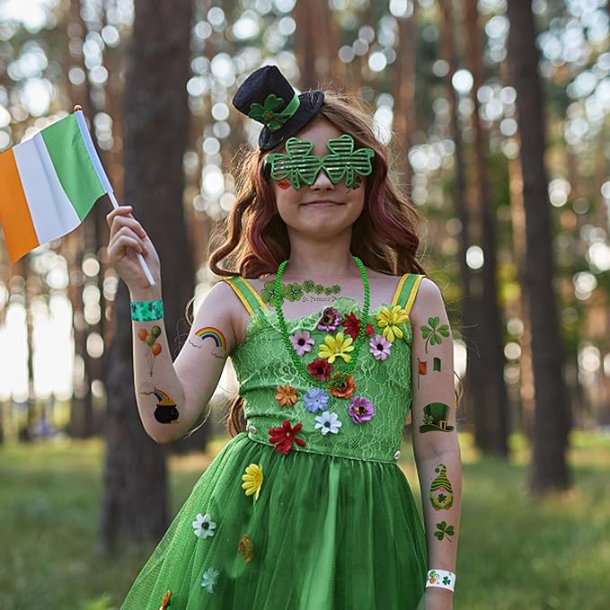 58Pcs St Patricks Day Party Favors with Shamrock Necklaces Glasses