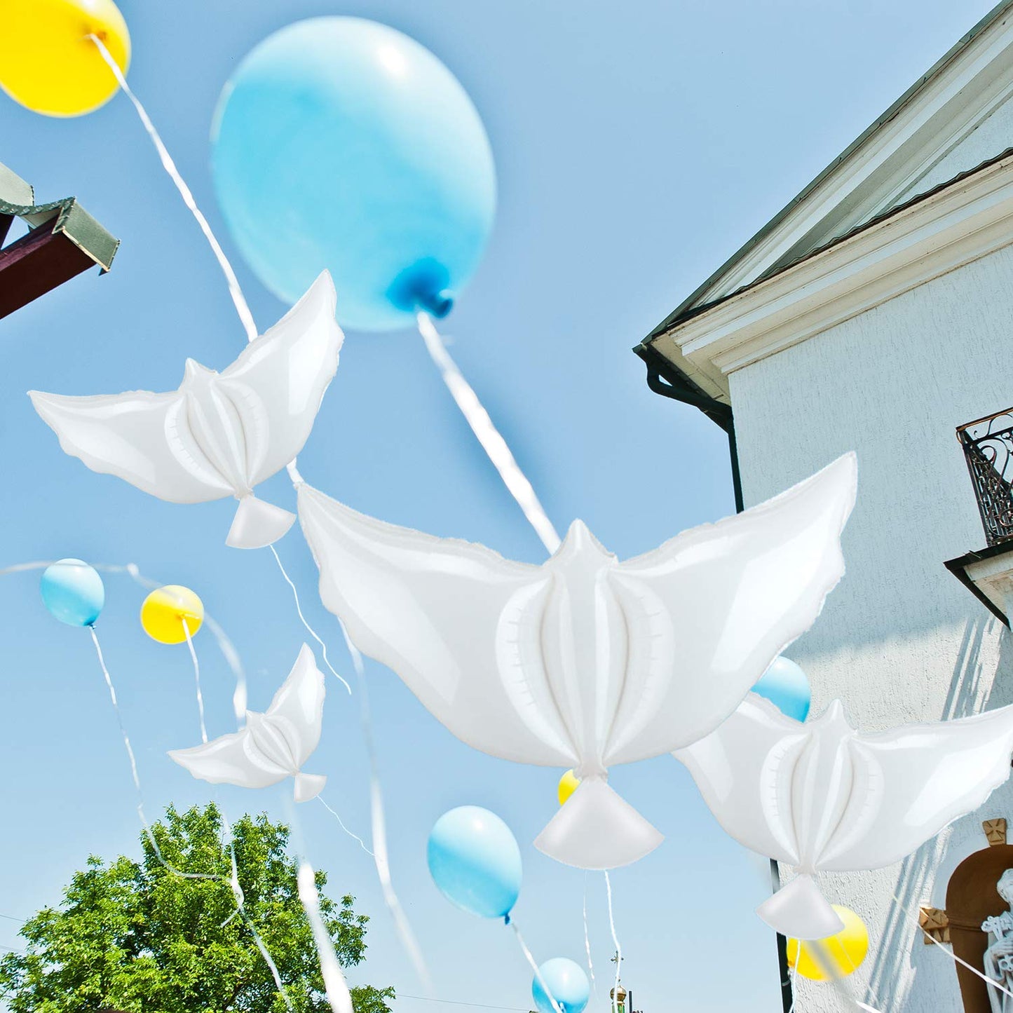 Sumind 4 Pieces Peace Dove Balloons White Memorial Balloons Pigeon
