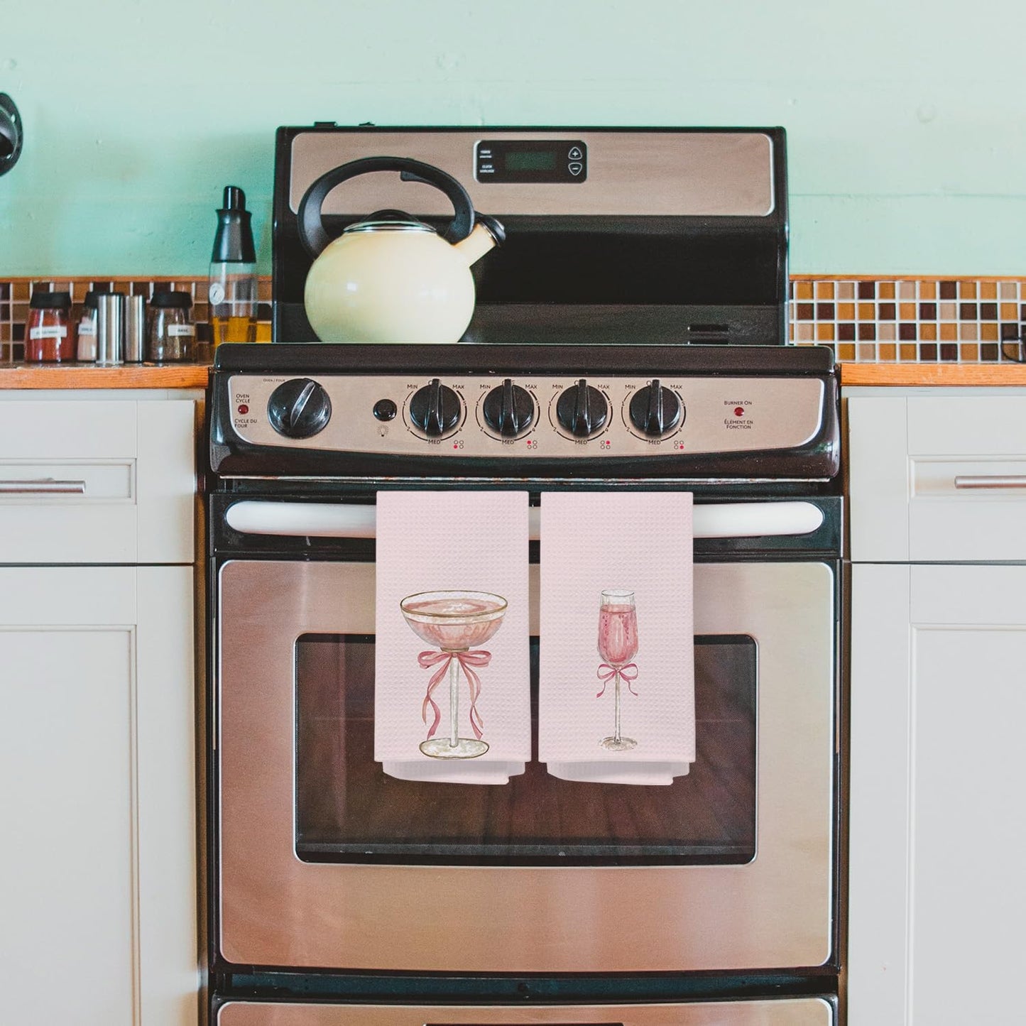 AQYIP Coquette Pink Bow Champagne Kitchen Towels, Champagne Lover