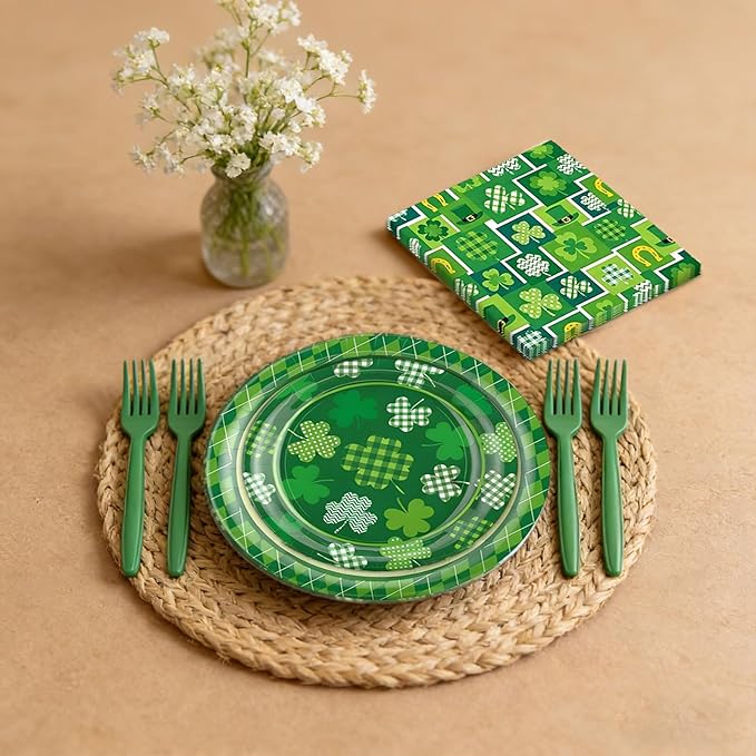 St Patrick's Day Tableware Set 96 Pcs Lucky Green Shamrock