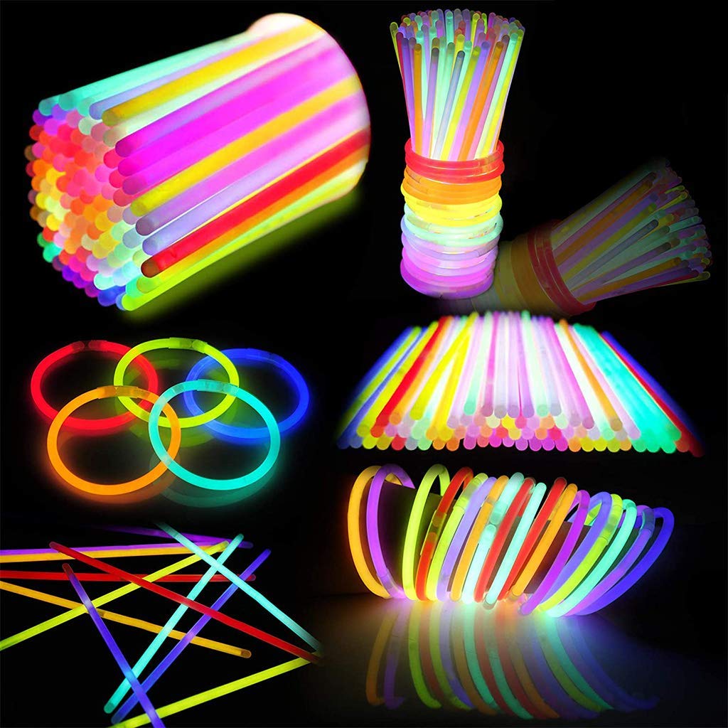 JOYIN 1000 Pcs 8" Glow sticks Bulk Party Favors Pack, Neon Glow in the