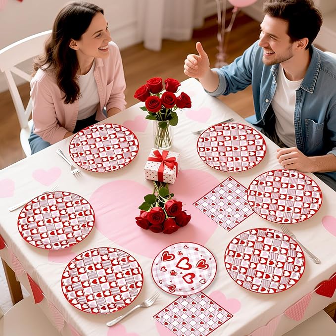 200Pcs Valentine's Day Decorations Happy Valentine Plates