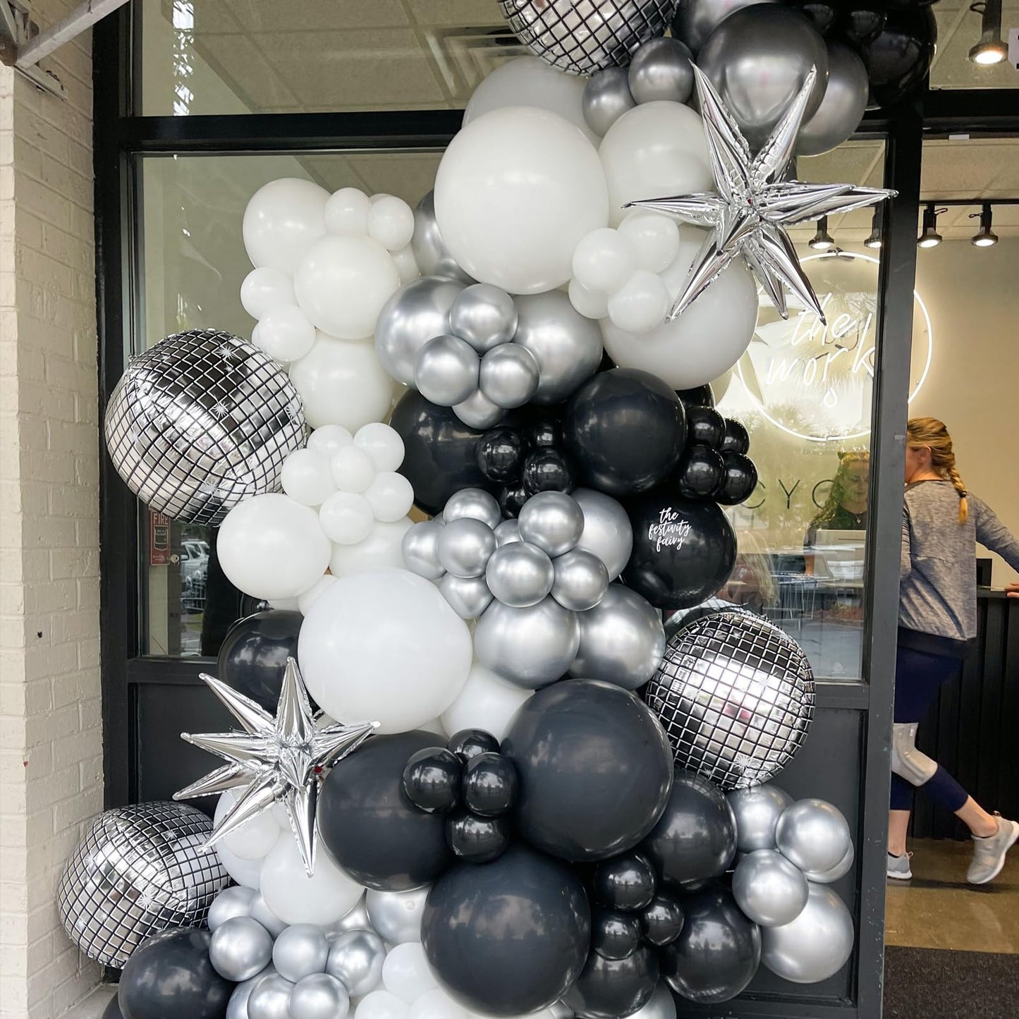 Black Silver Balloon Arch Kit 138Pcs Black White Metallic Silver