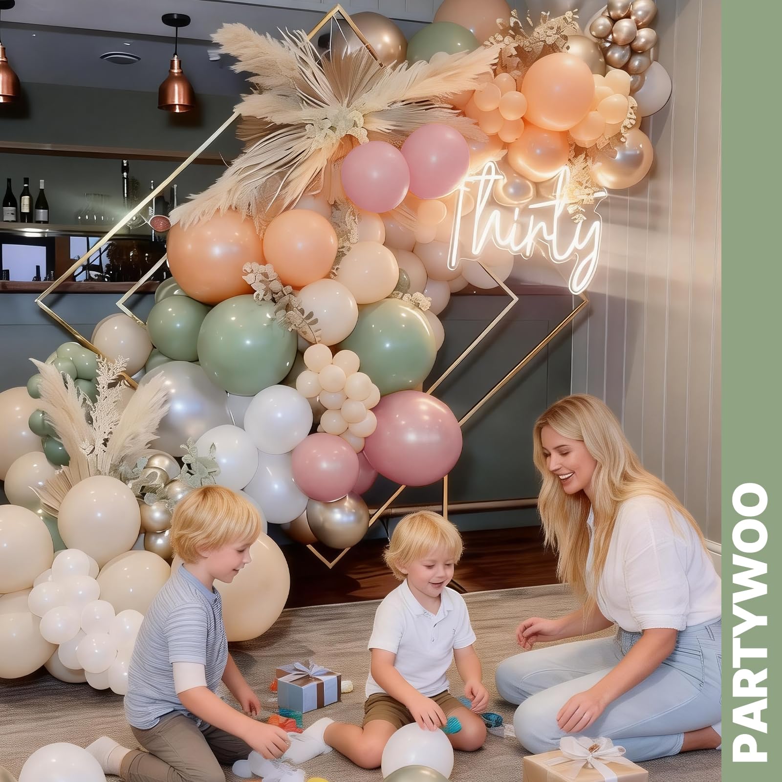PartyWoo Pink and Green Balloons 65pcs 12 Inch Metallic Gold Sand
