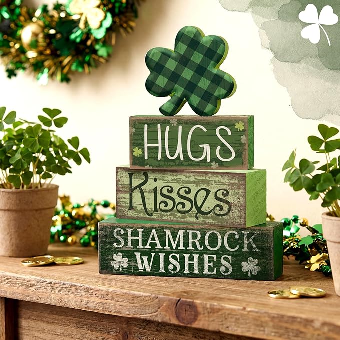 4 Pcs St Patrick's Day Table Wooden Signs Hug Shamrocks Table