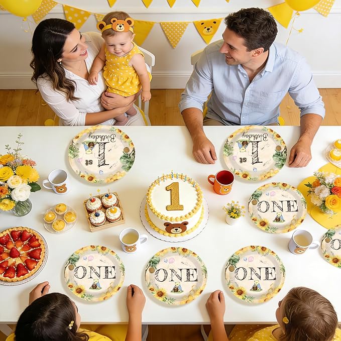 96Pcs Classic Bear 1st Birthday Decorations Watercolor Bear Plates
