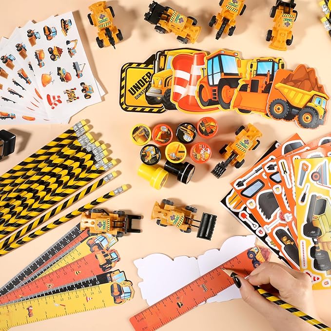 192Pcs Construction Party Favors Excavator Tractor Theme School
