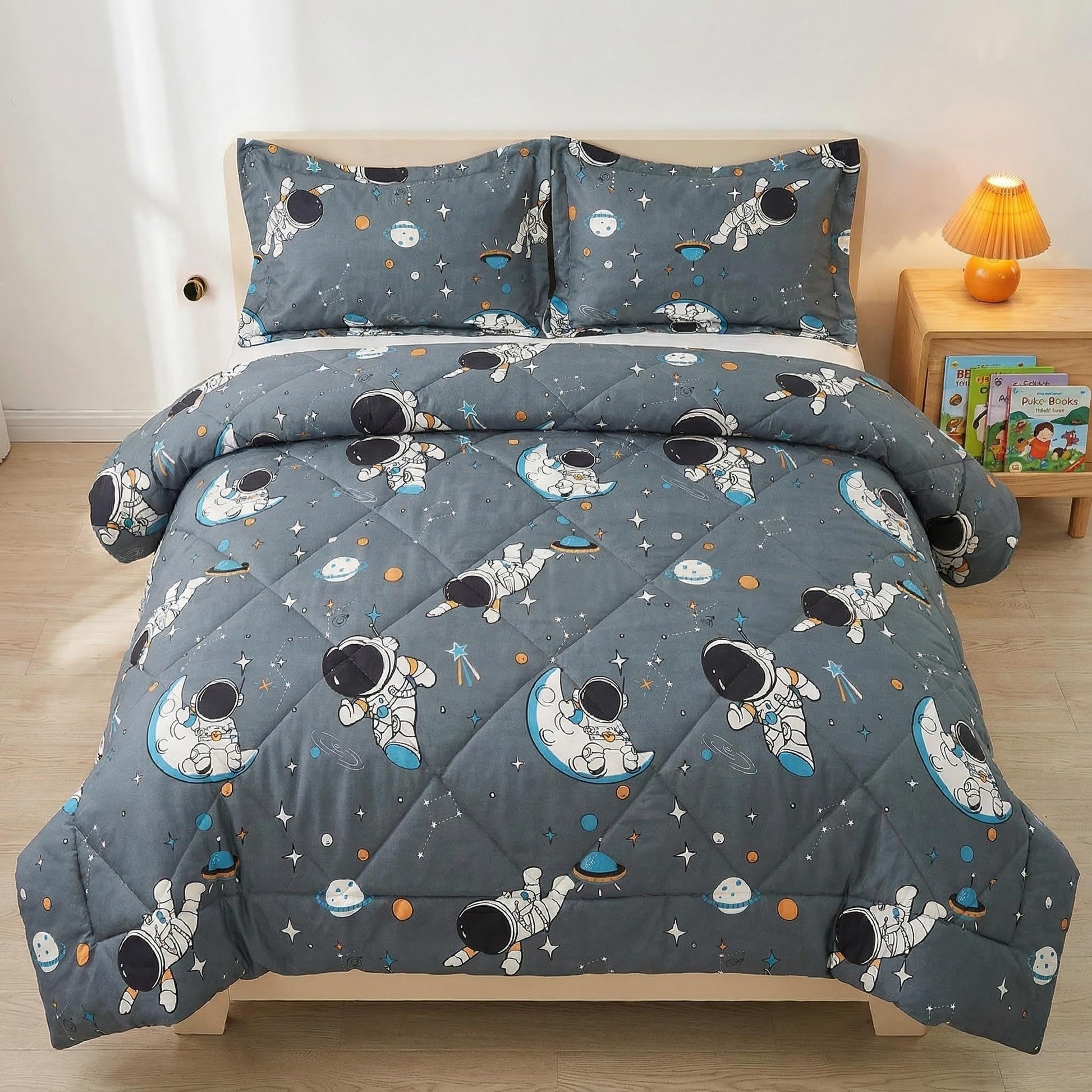 JSD Grey Astronaut Kids Comforter Set Twin Size, 2 Piece Space Theme