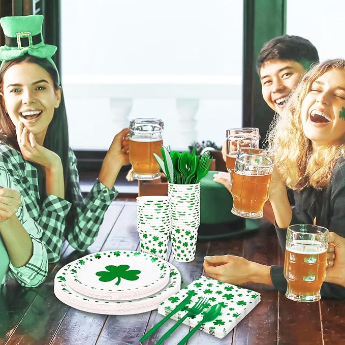 168Pcs St Patrick's Day Tableware Set Foil Green Shamrock Disposable
