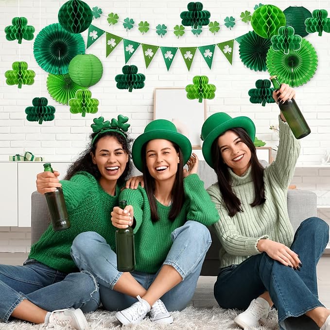 22 Pcs St Patricks Day Decorations Shamrock Clover Garland Green