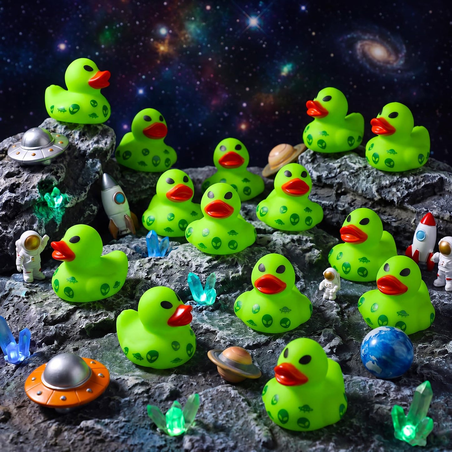 25 Pcs Mini Alien Rubber Ducks Alien Party Favors Tiny Green