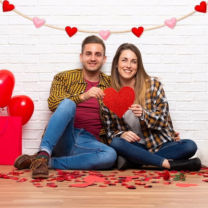 Valentine's Day Garland 3D Felt Valentine Heart Banner with Wooden