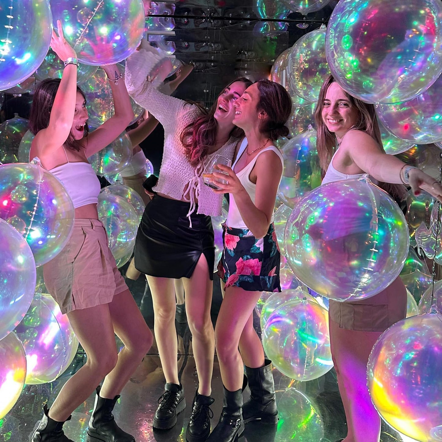 6Pcs Iridescent Foil Balloons,22Inch Clear 4D Round Holographic Ball