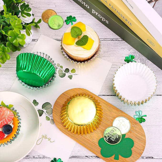 JarThenaAMCS 200Pcs St. Patrick's Day Foil Cupcake Liners Baking Cups