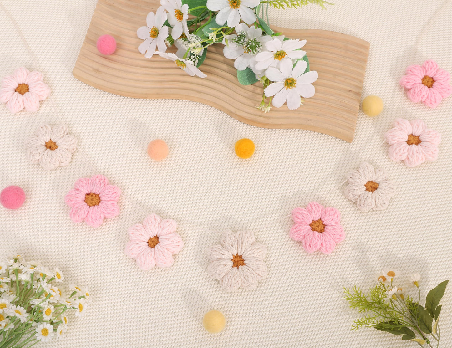 Boho Crochet Daisy Garland - Pink and Beige Yarn Floral Banner for